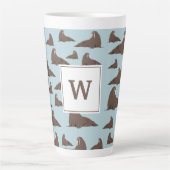 Tasse Latte Monogramme personnalisé Cute Walrus Motif (Devant)