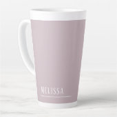 Tasse Latte monogramme personnalisé, lavande moderne (Angle gauche)