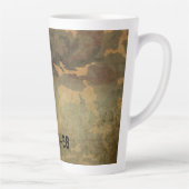 Tasse Latte Motif camouflage vert vintage V2.0 (Droite)