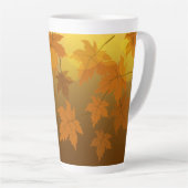 Tasse Latte Motif d'automne avec feuilles d'érable en chute et (Angle droit)