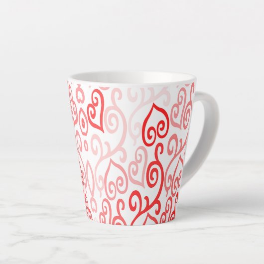 Tasse Latte Motif de coeur rouge et rose (Angle droit)
