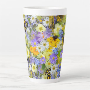 TASSE LATTE MOTIF DE FOND FLORAL MULTICOLORE