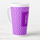 Tasse Latte Motif diamant à trois tons violet monogramme (Angle gauche)