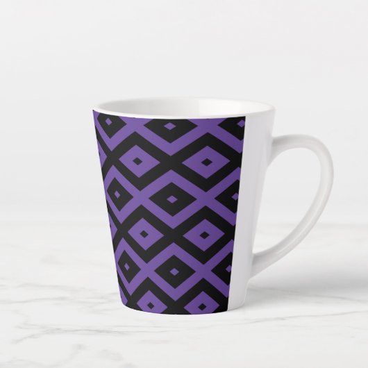 Tasse Latte Motif violet et diamant noir (Droite)