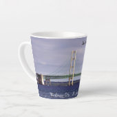 Tasse Latte Musique en latte du pont Mackinac (Angle gauche)