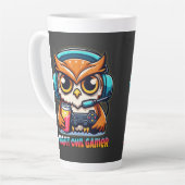 Tasse Latte Night Owl Gamer Mascot Fun Gaming Illustration (Angle gauche)