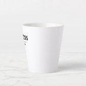 Tasse Latte Noir moderne Nom simple Groomsmen personnalisé (Devant)