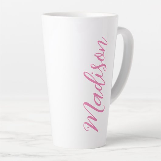Tasse Latte Nom des filles roses tendance Script manuscrit per (Angle droit)
