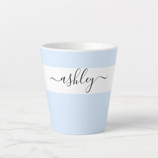 Tasse Latte Nom élégant en typographie de script Bleu poudrier (Devant)