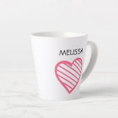 Tasse Latte NOM et mignon coeur rayé rose chaud (Angle droit)