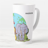 Tasse Latte Nom et texte personnalisés Terre avec animaux (Angle droit)