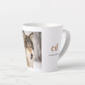 Tasse Latte Nom monogramme de la tête de loup (Angle droit)