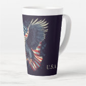 Tasse Latte Nom personnalisé Aigle américaine (Angle droit)