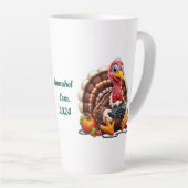 Tasse Latte Nom personnalisé, dinde jouant à un jeu vidéo (Angle droit)