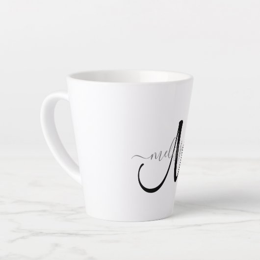Tasse Latte Nom simple de script gris monogramme noir (Angle gauche)