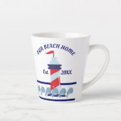 Tasse Latte Notre maison de plage, phare (Droite)