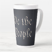 Tasse Latte Nous le peuple (Angle droit)