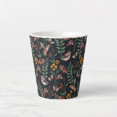 Tasse Latte Oiseaux du jardin foncé et papillons (Devant)
