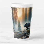 Tasse Latte Ours noir en forêt (Devant)