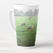 Tasse Latte Palais de Blenheim Moutons (Angle gauche)