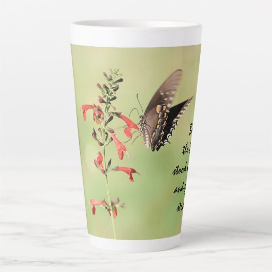 Tasse Latte Papillon avec versets sur la Force de Dieu (Devant)