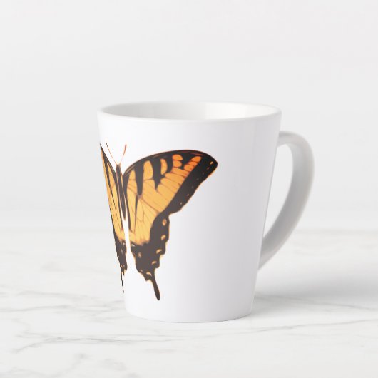 Tasse Latte Papillon de queue de tigre (Angle droit)