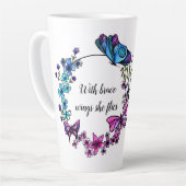 Tasse Latte Papillon et fleurs Guillemet ou nom personnalisé W (Angle gauche)