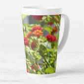 Tasse Latte Papillon Monarque sur un Buddleia Rouge (Angle droit)