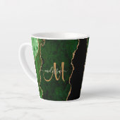 Tasse Latte Parties scintillant d'or vert chic Agate Monogramm (Angle gauche)