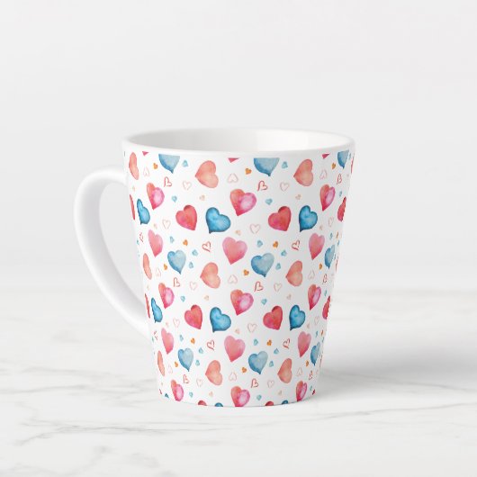 Tasse Latte Peinture à la main en forme de coeur (Angle gauche)