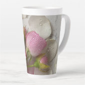 Tasse Latte Pétales en perles Fleurs roses scintillant dans la (Angle droit)