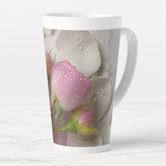 Tasse Latte Pétales en perles Fleurs roses scintillant dans la (Angle droit)