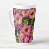 Tasse Latte Pétunias roses (Angle gauche)