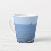 Tasse Latte Phare de North Pierhead, Ludington, MI (Angle gauche)