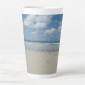 Tasse Latte Plage avec mouettes (Devant)