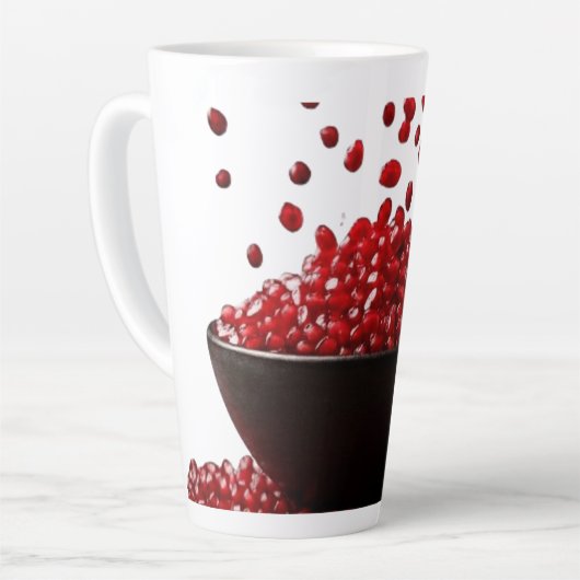 Tasse Latte Pomegranate Illustration – Elegant Fruit Design (Angle gauche)