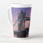 Tasse Latte Pont pittoresque London Tower (Angle gauche)