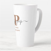 Tasse Latte Pop Pop Élégant Script Monogramme Blanc Brown (Angle droit)