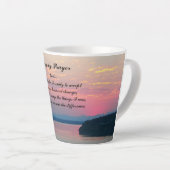 Tasse Latte Prière Serenity Coucher de soleil sur la mer rose (Angle droit)