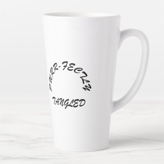 Tasse Latte Purr-fectly Tangled" T-Shirt - Whimsical Cat  (Droite)
