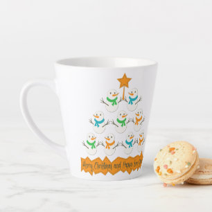 Tasse Latte pyramide de sapin de Noël en bonhommes de neige de