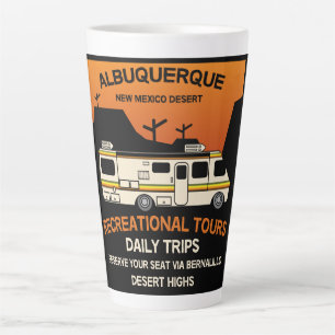 Tasse Latte Queen of the Camper - Drôle Camping RV Caravan