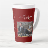 Tasse Latte Red Year 2025 Photo Calendar with Foliage (Angle droit)