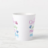 Tasse Latte "Reine de presque tout" (Devant)