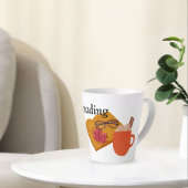 Tasse Latte Réserver avec le café et le verre Avec les feuille