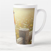 Tasse Latte Robin européen perché sur une clôture rustique (Droite)