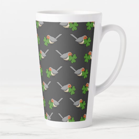 Tasse Latte Robin mignon avec Shamrock en caricature (Droite)