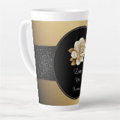 Tasse Latte Rose avec détails dorés scintillants (Angle gauche)