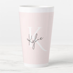 Tasse Latte Rose Blush moderne Nom du monogramme personnalisé 