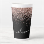 Tasse Latte Rose Gold Blush Pink Parties scintillant Script Mo<br><div class="desc">Black and Rose Gold - Blush Pink Faux Foil Metallic Sparkle Parties scintillant Script Monogramme Nom Latte Coffee Cup Mug. Cela rend le cadeau parfait pour 16 ans,  mariage,  douche nuptiale,  anniversaire,  baby shower ou bachelorette pour quelqu'un qui aime le luxe glam et les styles chic.</div>